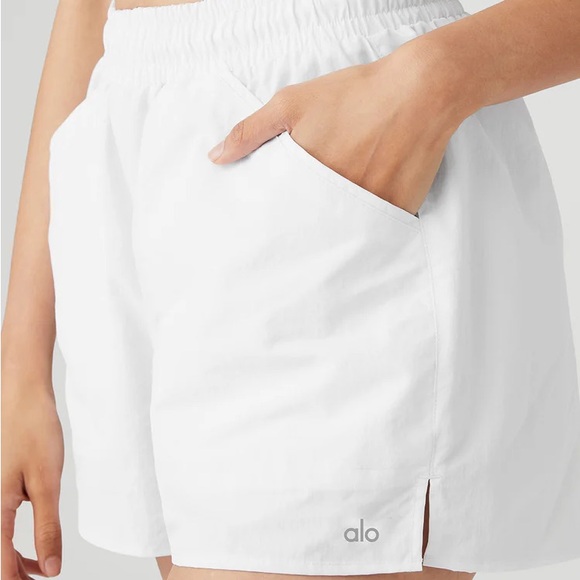 ALO alumni short - Picture 4 of 4